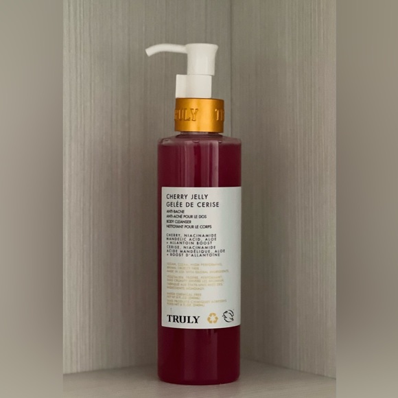 🆕 TRULY - Cherry Jelly Anti-Bacne Body Cleanser - Picture 2 of 3